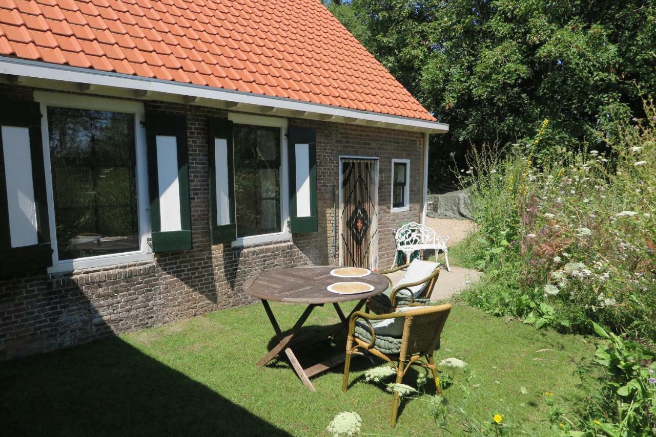 Het Kunstenaarshuis Kamperland Luaran gambar